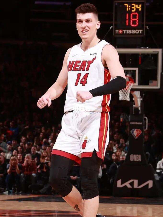 清晰地看到 清晰地看到