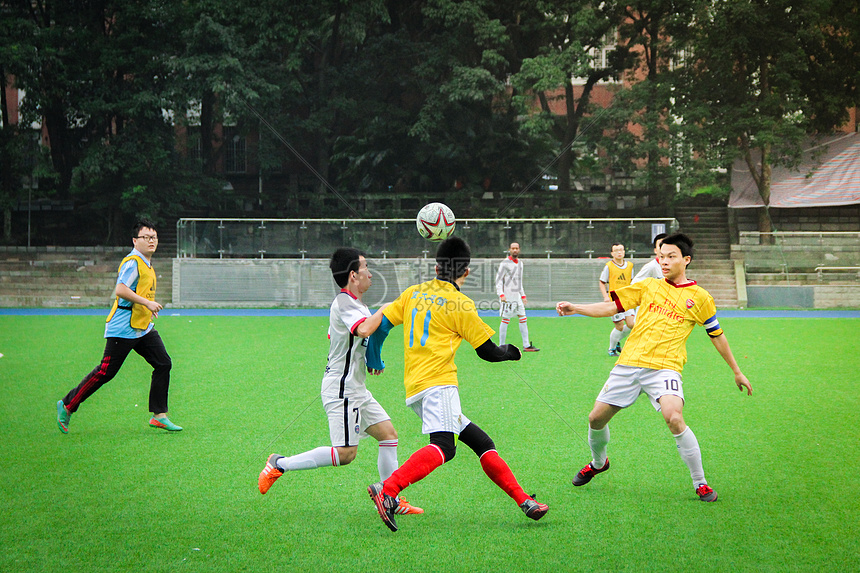 她在资格赛 她在资格赛